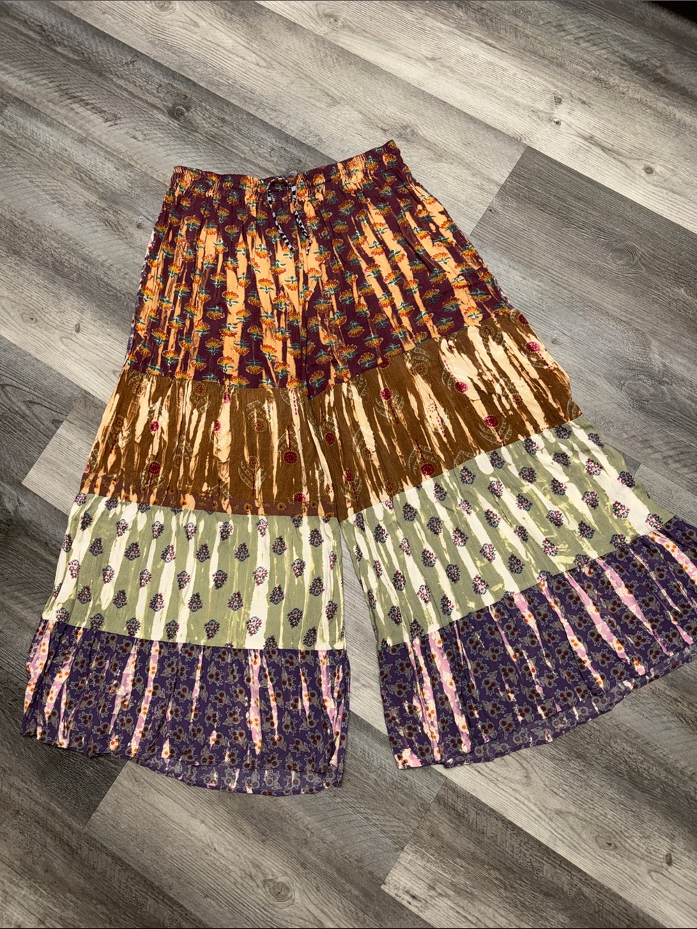 Sacred Threads pants bottoms